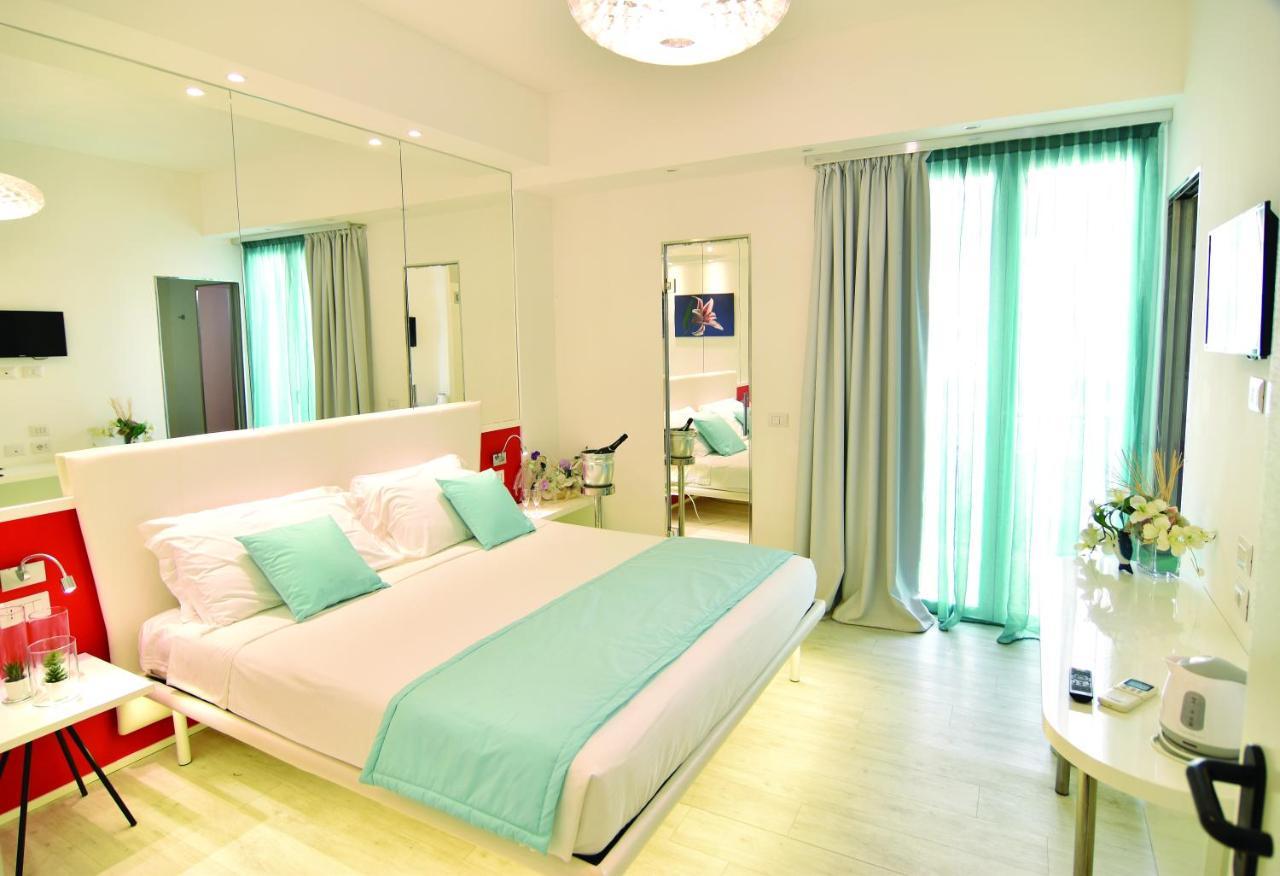 Hotel Nuovo Giardino Rimini Buitenkant foto