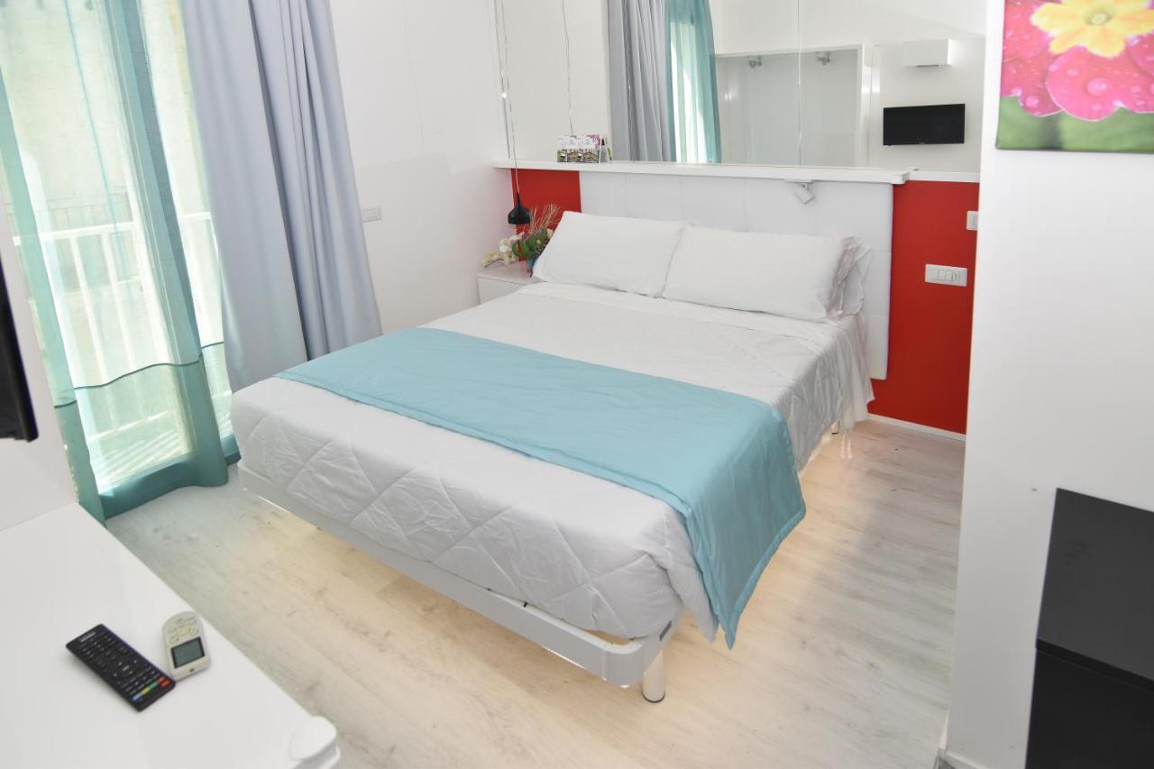 Hotel Nuovo Giardino Rimini Buitenkant foto